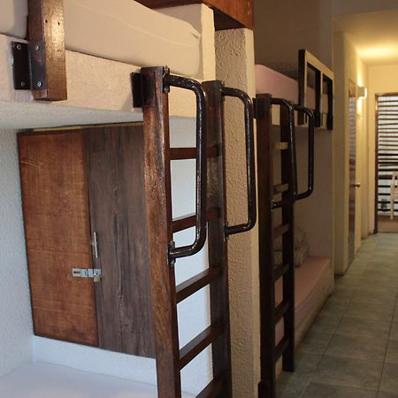 Sea Horse Guest House Coron Bagian luar foto