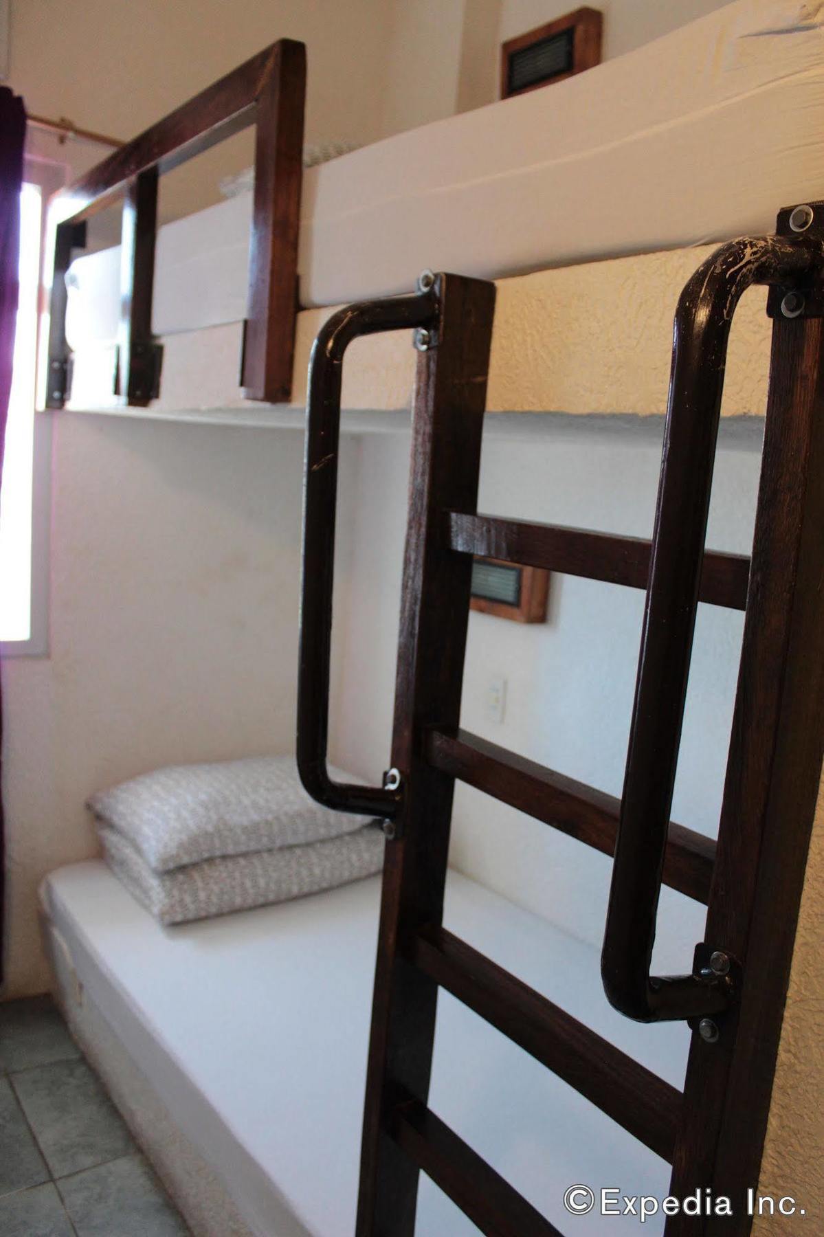 Sea Horse Guest House Coron Bagian luar foto