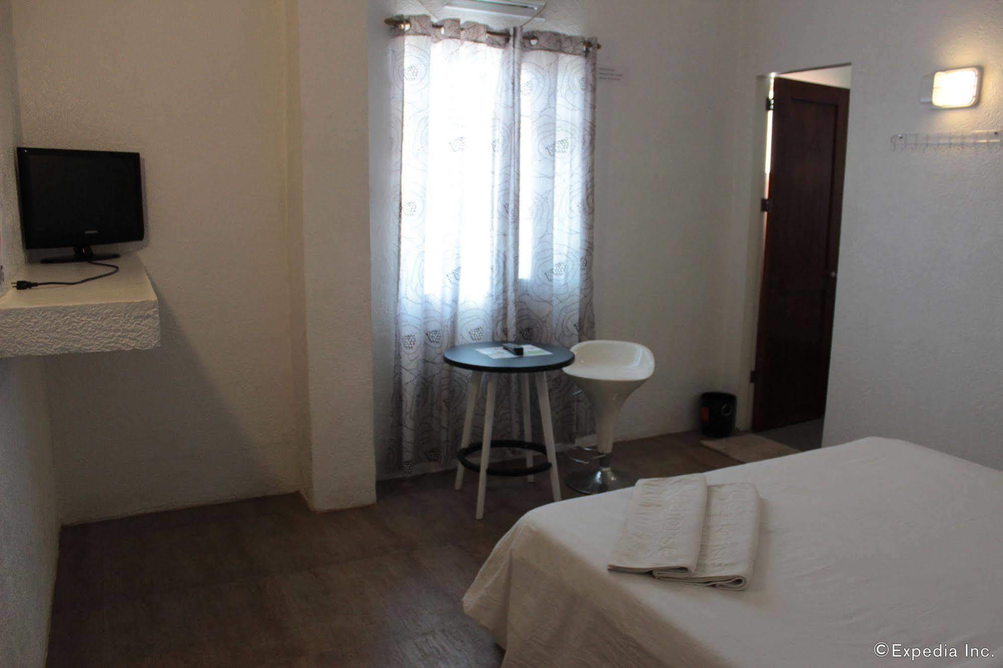 Sea Horse Guest House Coron Bagian luar foto