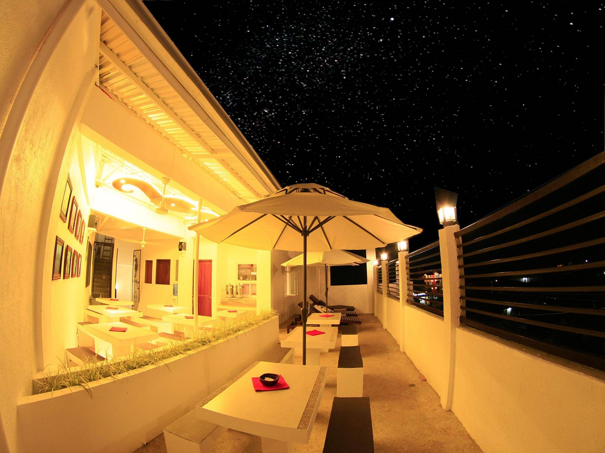 Sea Horse Guest House Coron Bagian luar foto