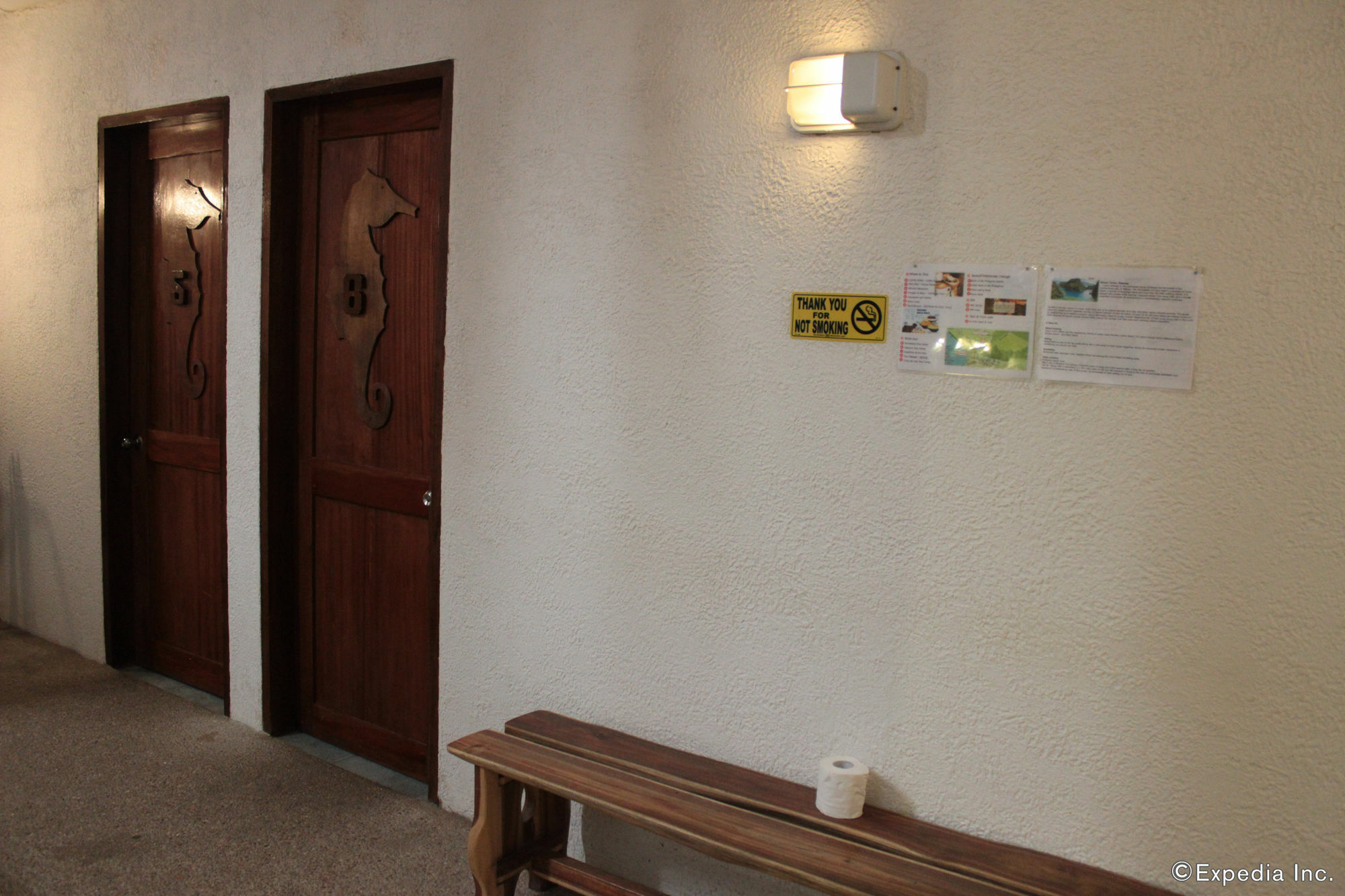 Sea Horse Guest House Coron Bagian luar foto